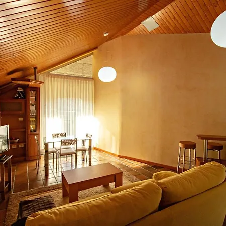 2 Bedrooms At Vilanova 100 M Away From The With Sea View Enclosed Garden And Wifi