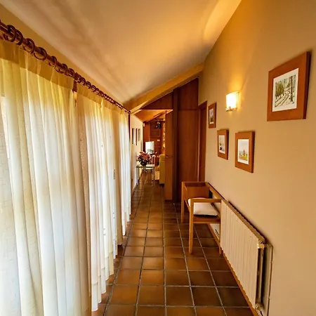 2 Bedrooms At Vilanova 100 M Away From The With Sea View Enclosed Garden And Wifi Appartement Aldán