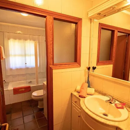 2 Bedrooms At Vilanova 100 M Away From The With Sea View Enclosed Garden And Wifi